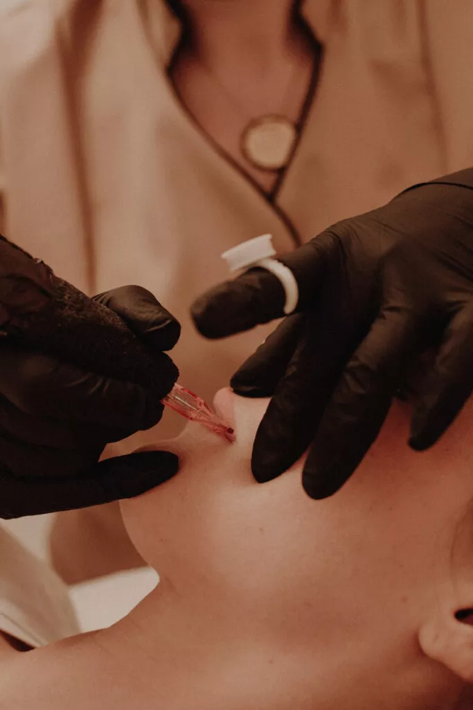 Maquillage permanent et dermographie à Marseille à la clinique de médecine esthétique Beige Clinique Marseille